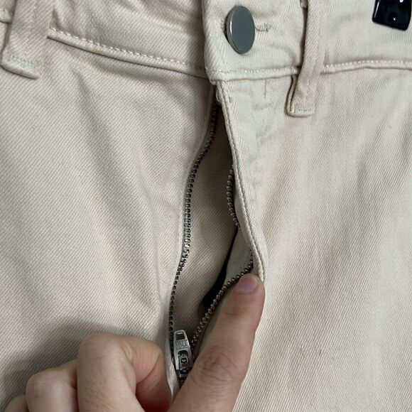 Everlane The Slim Leg Crop Pant in Sandstone - Picture 5 of 10